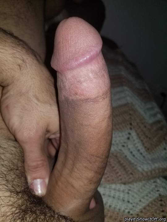 I'd love to worship, suck a load from your hot thick cock 