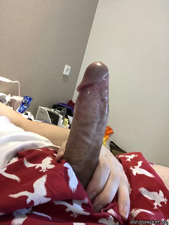 Nice piece of man meat wife wants a tas&#128523;