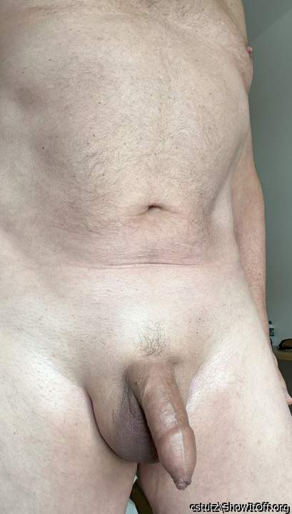 Nice smooth uncut !