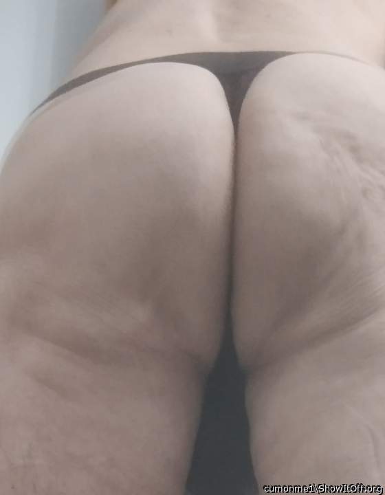 Nice ass with your thong up the crack