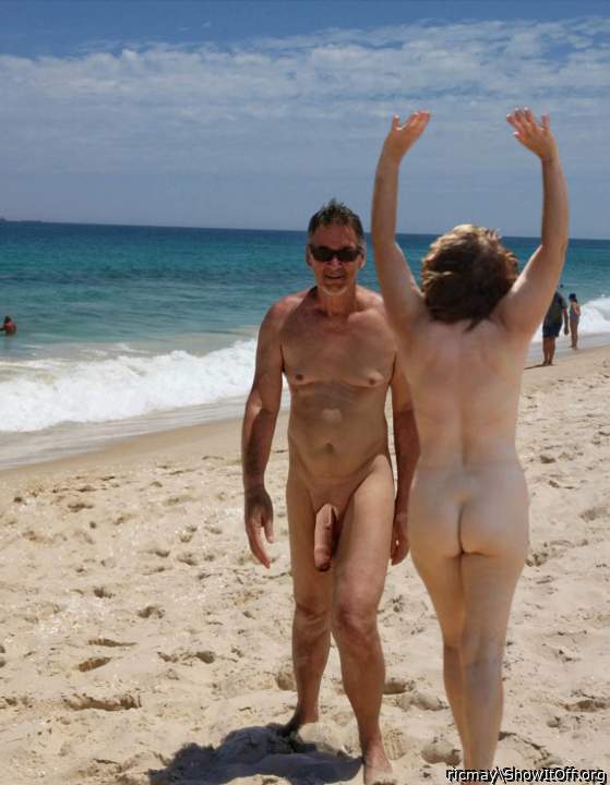 True nudist flashing on the beach