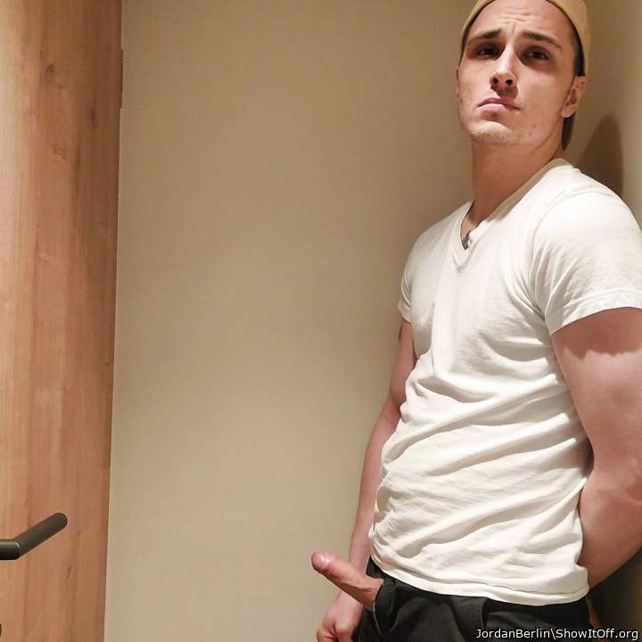 Jordan small Cock