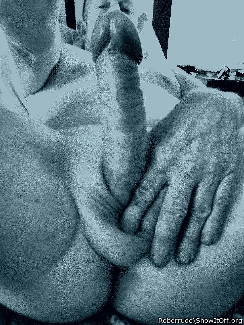 Photo of a pecker from Roberrude