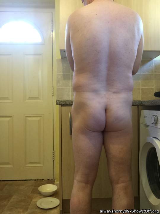 Nice smooth bum cheeks and hot sexy crack    