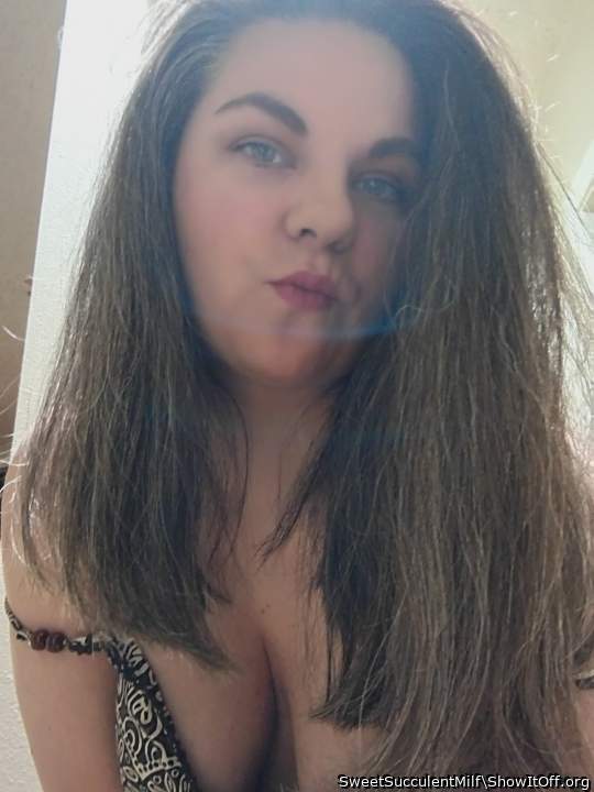 Photo of a short leg from SweetSucculentMilf