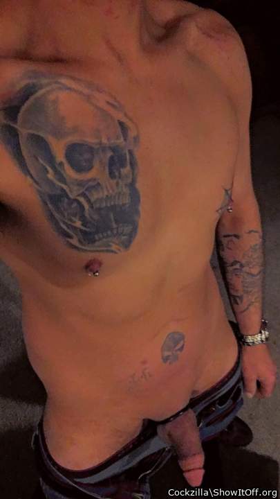 Sexy smooth body and cock!!