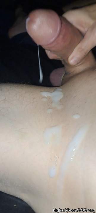 Oh my god dude your fucking cum look sweet bro