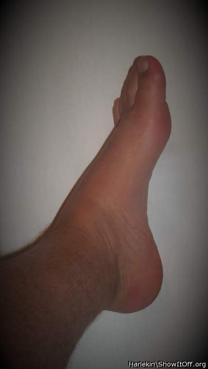 Mmmmm,sexy foot!!!!  