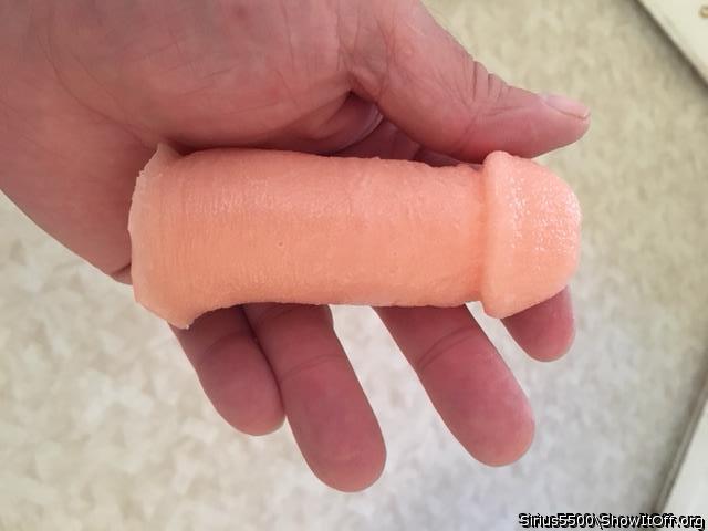 I made a replica of a subs little dick.