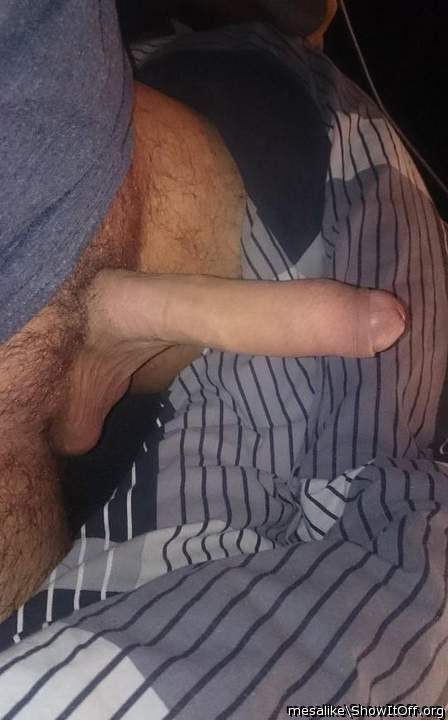 I would just love to kiss and nibble on your wonderful balls