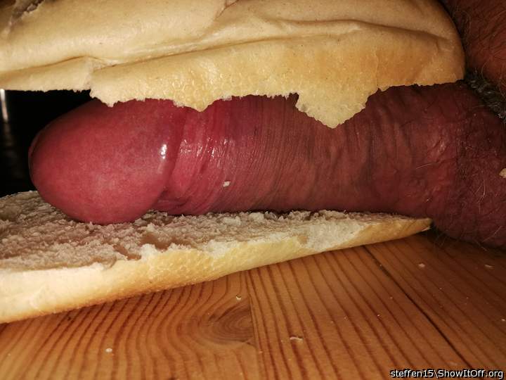 Guter Belag, es fehlen die Zutaten. Die liefern sicher die, 