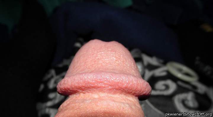      hot head, I love to suck!!!