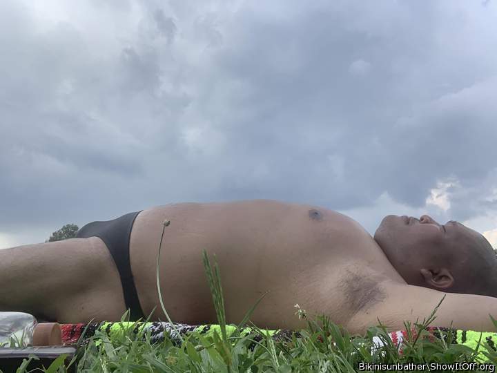 Photo of a cavalier from Bikinisunbather